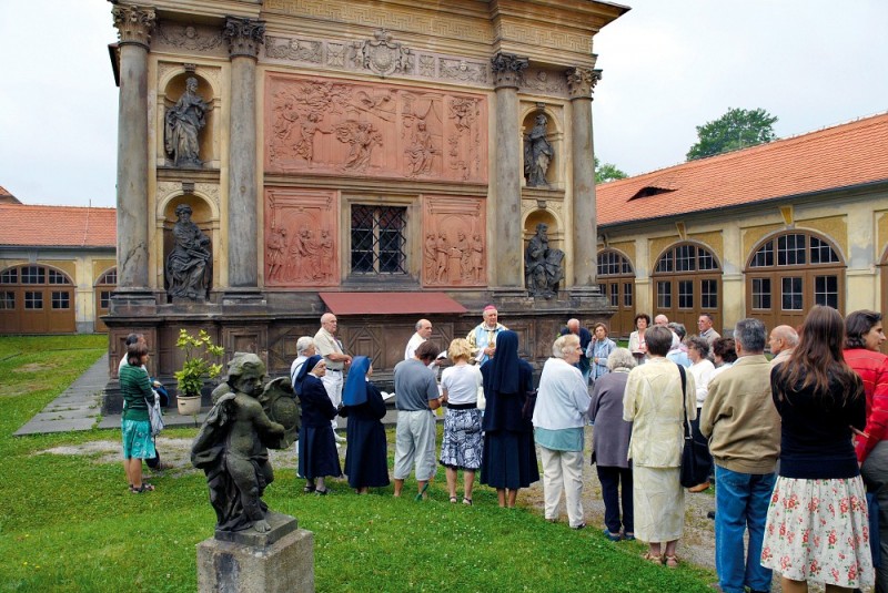 Loreta Rumburk při slavnosti Porciunkule před scénou Zvěstování Panně Marii, foto Jiří Stejskal